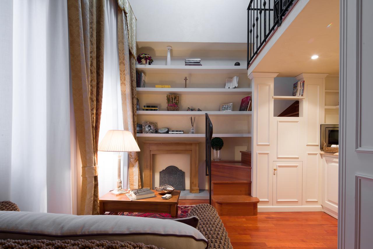 Old Tower Ponte Vecchio Suite Firenze Ruang foto